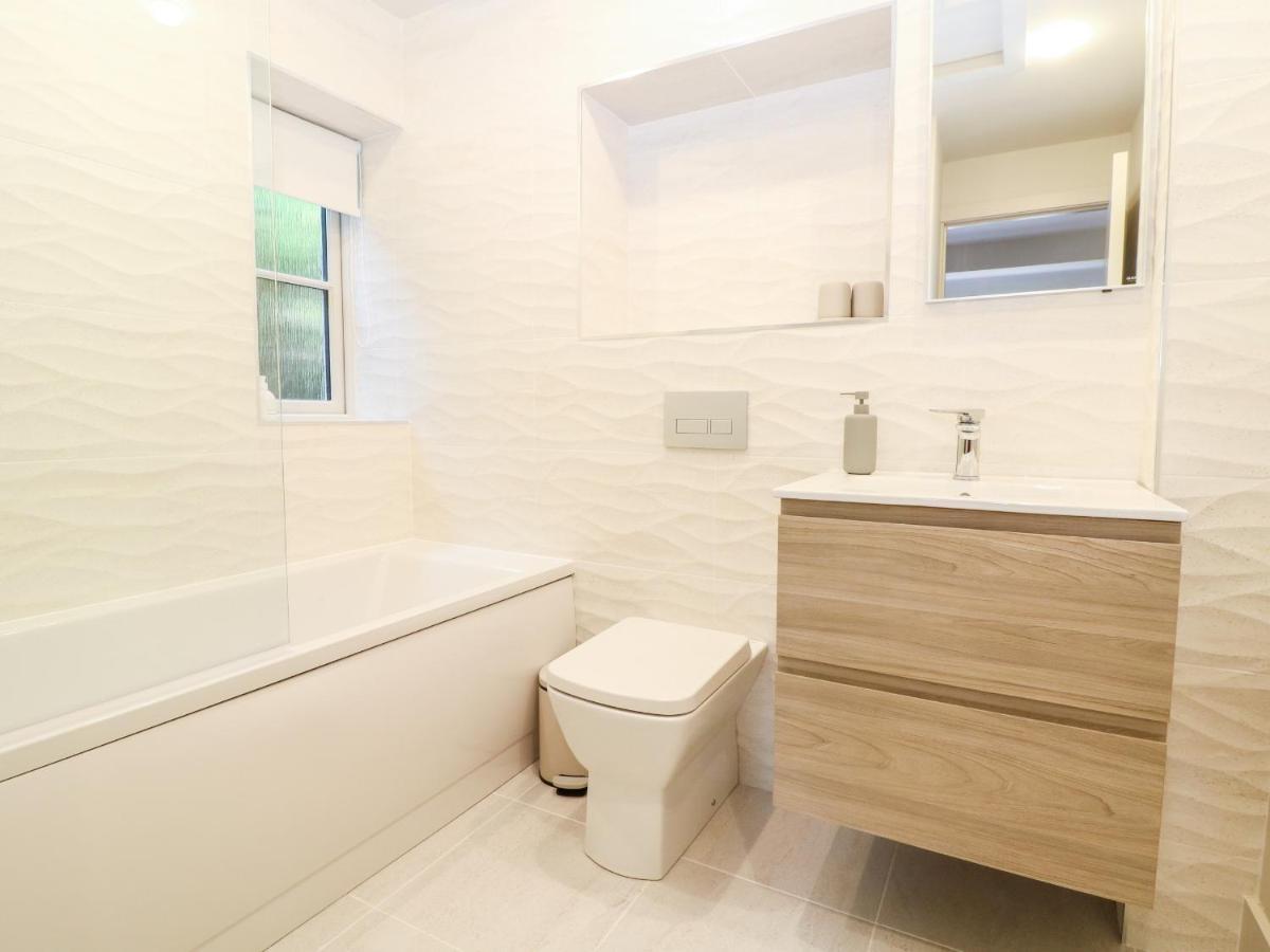 קינגהאם 12 Manor Farm Close מראה חיצוני תמונה